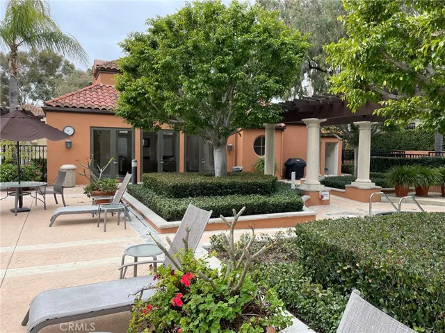 909 Muirfield Drive, Newport Beach, California 92660