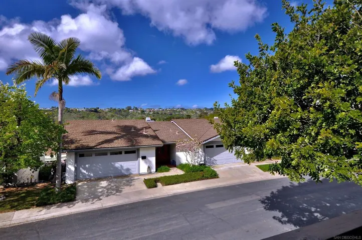 4467 Caminito Pedernal, San Diego, California 92117