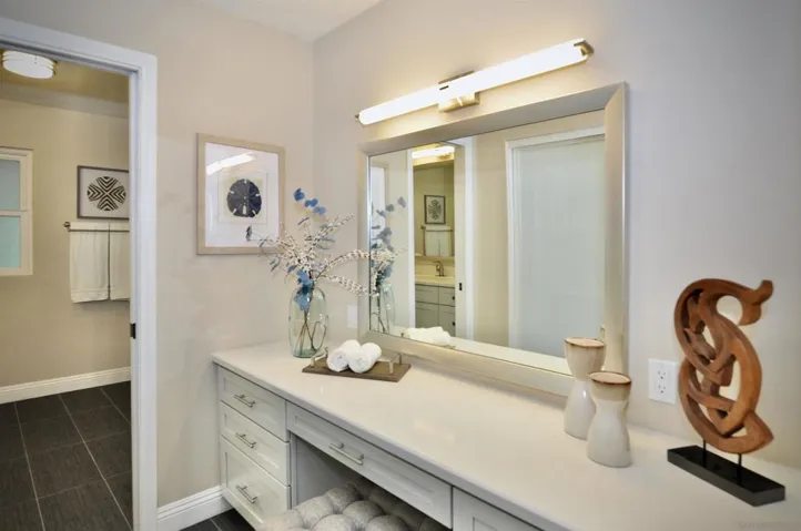 4467 Caminito Pedernal, San Diego, California 92117