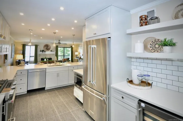 4467 Caminito Pedernal, San Diego, California 92117