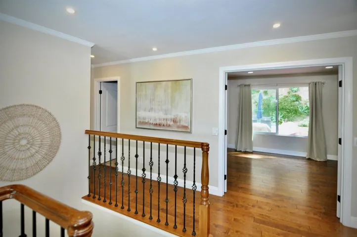 4467 Caminito Pedernal, San Diego, California 92117