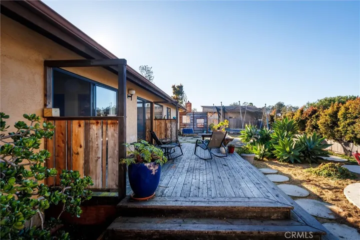 716 Woodland Drive, Los Osos, California 93402