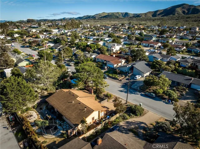 716 Woodland Drive, Los Osos, California 93402