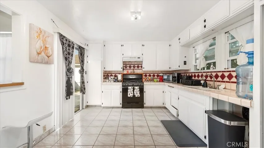 Kitchen front house