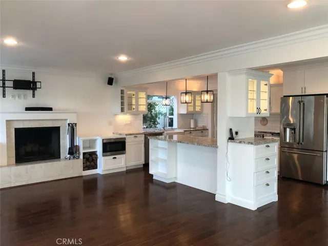 Large family room adjacent to kitchen