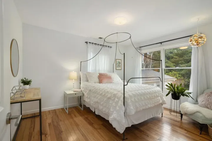 20633 Lomita Avenue, Saratoga, California 95070