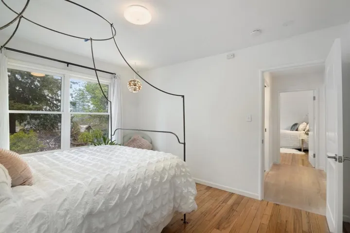 20633 Lomita Avenue, Saratoga, California 95070
