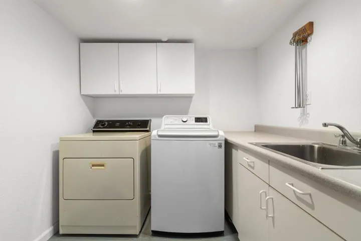20633 Lomita Avenue, Saratoga, California 95070