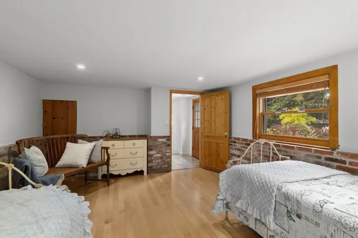 20633 Lomita Avenue, Saratoga, California 95070
