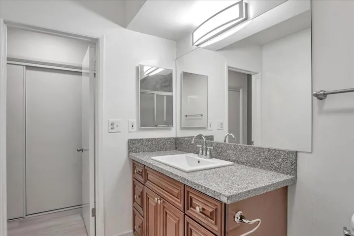 9520 W Olympic Boulevard 104, Beverly Hills, California 90212