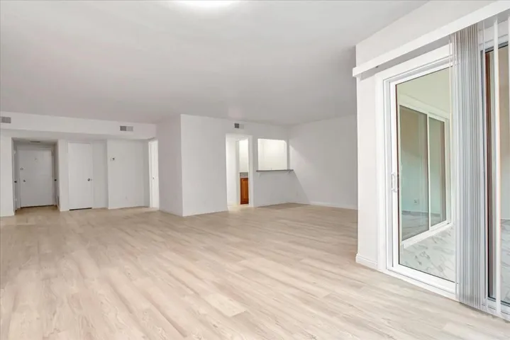 9520 W Olympic Boulevard 104, Beverly Hills, California 90212