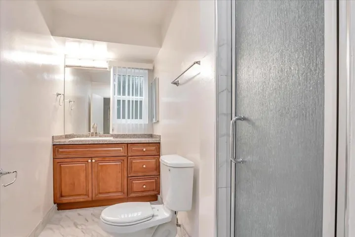 9520 W Olympic Boulevard 302, Beverly Hills, California 90212