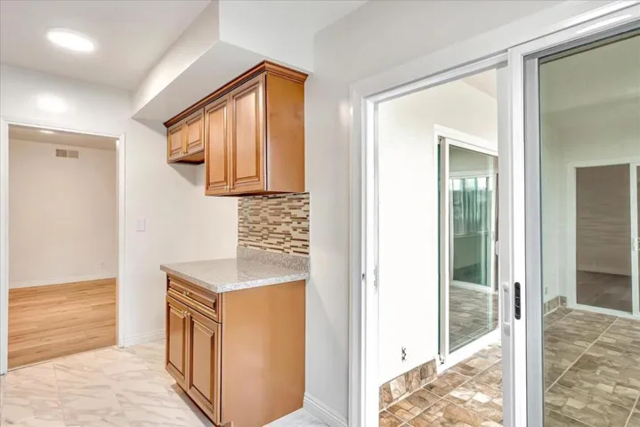 9520 W Olympic Boulevard 302, Beverly Hills, California 90212