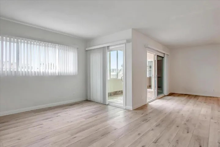 9520 W Olympic Boulevard 302, Beverly Hills, California 90212
