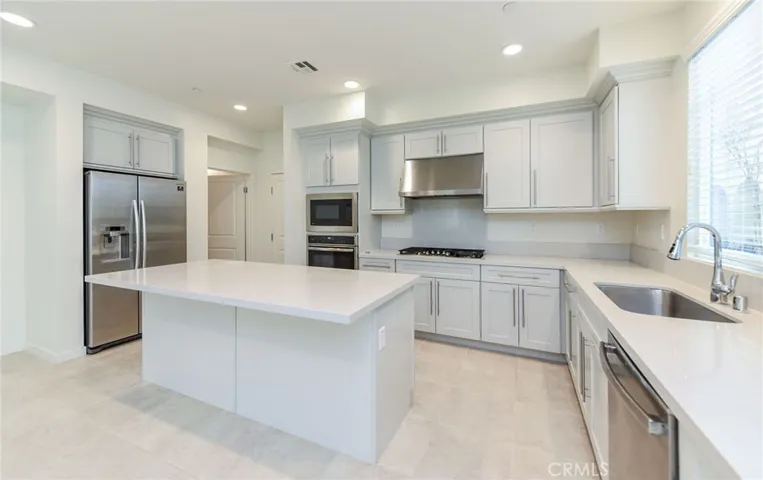 128 Bravo, Irvine, California 92618