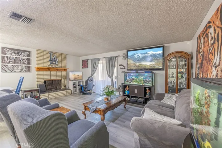 44550 3rd Street E, Lancaster, California 93535