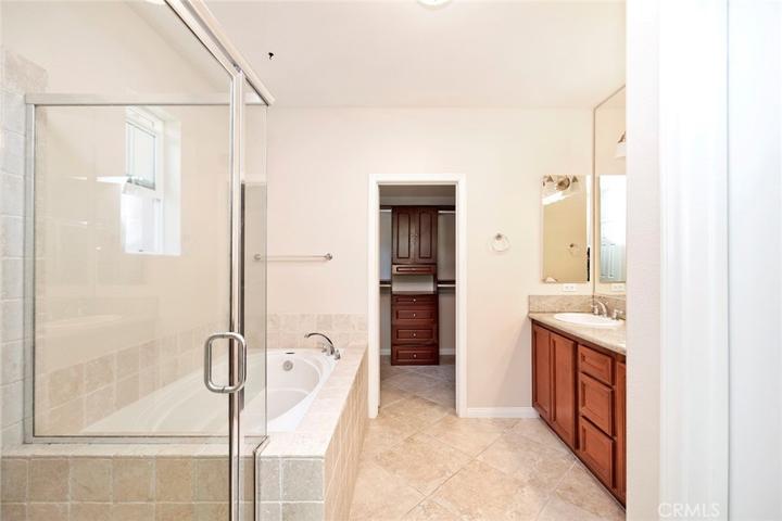 128 Roadrunner, Irvine, California 92603