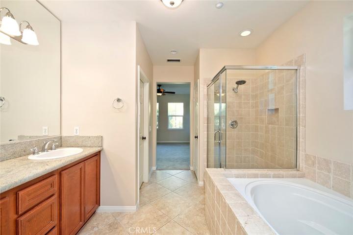 128 Roadrunner, Irvine, California 92603