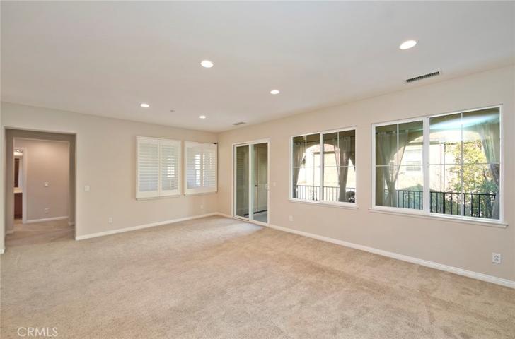 128 Roadrunner, Irvine, California 92603