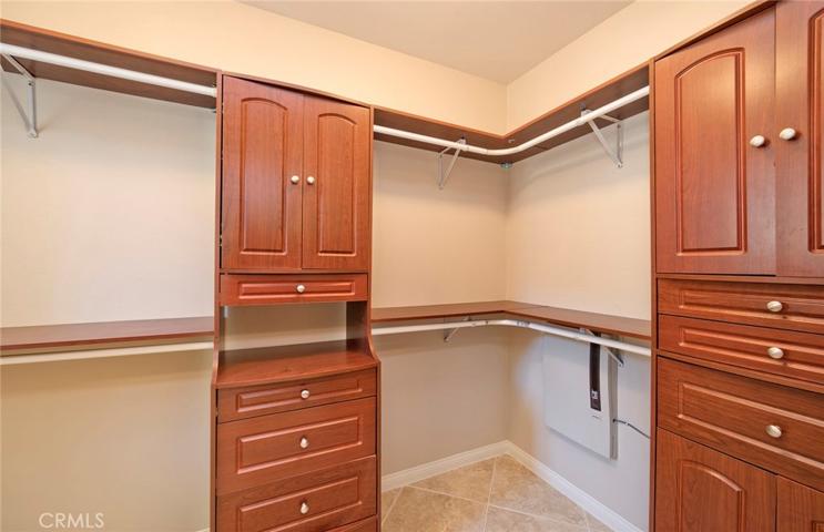 128 Roadrunner, Irvine, California 92603