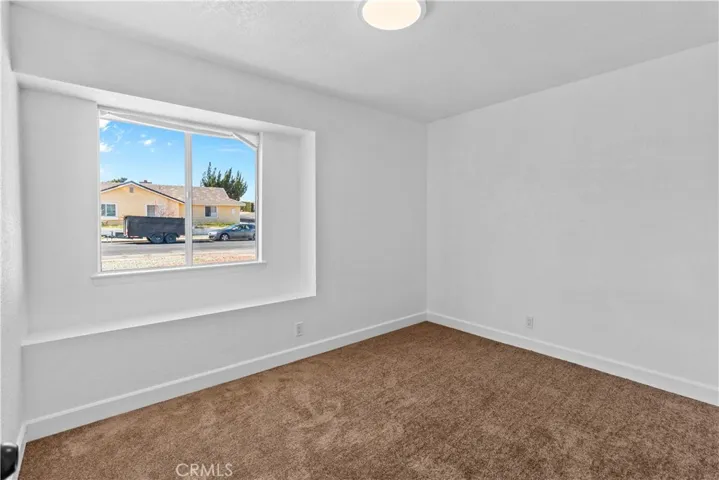13765 Deauville Drive, Victorville, California 92395