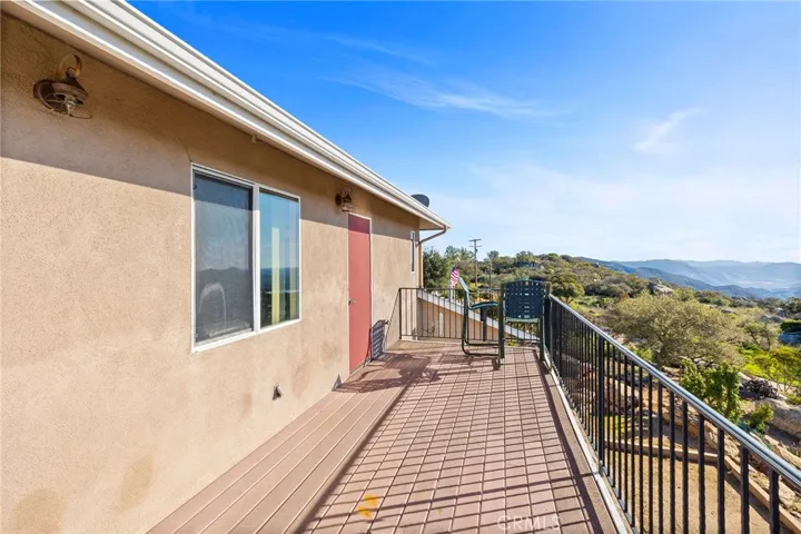38054 Lost Horizon Drive, Pala, California 92059