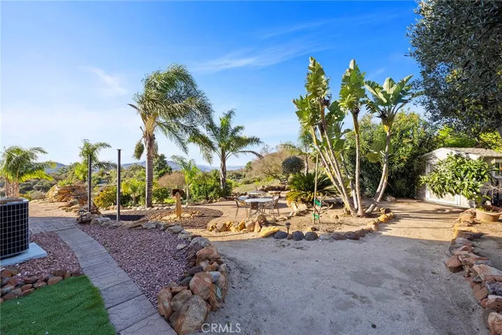 38054 Lost Horizon Drive, Pala, California 92059