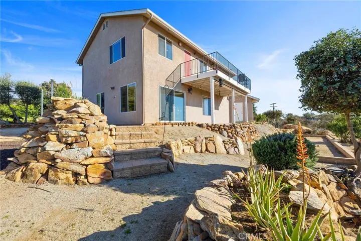 38054 Lost Horizon Drive, Pala, California 92059