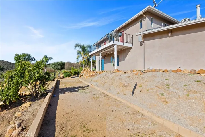 38054 Lost Horizon Drive, Pala, California 92059