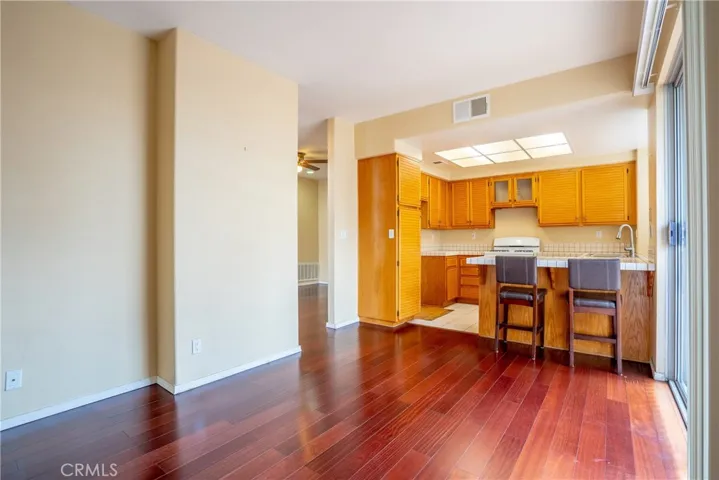 22320 Mission Circle 92, Chatsworth, California 91311