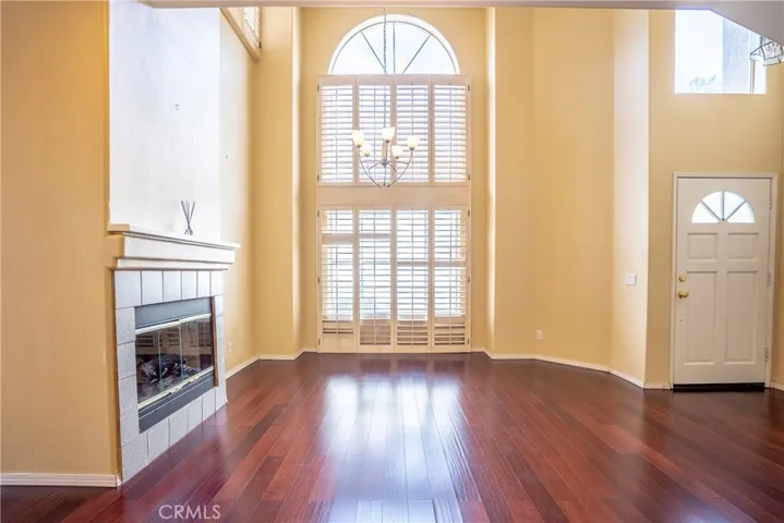 22320 Mission Circle 92, Chatsworth, California 91311