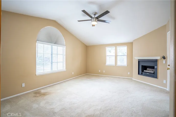 22320 Mission Circle 92, Chatsworth, California 91311