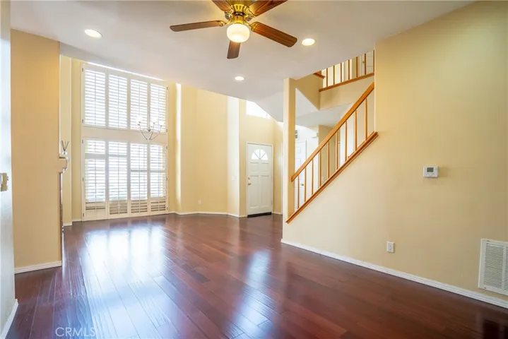 22320 Mission Circle 92, Chatsworth, California 91311