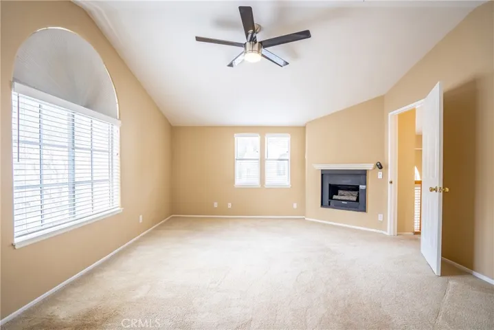 22320 Mission Circle 92, Chatsworth, California 91311
