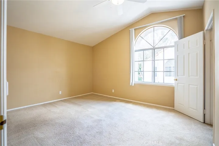 22320 Mission Circle 92, Chatsworth, California 91311