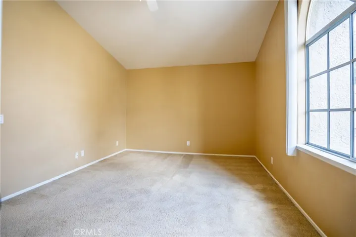 22320 Mission Circle 92, Chatsworth, California 91311