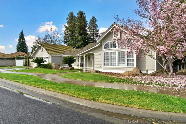 3110 Doubletree Way, Madera, California 93637