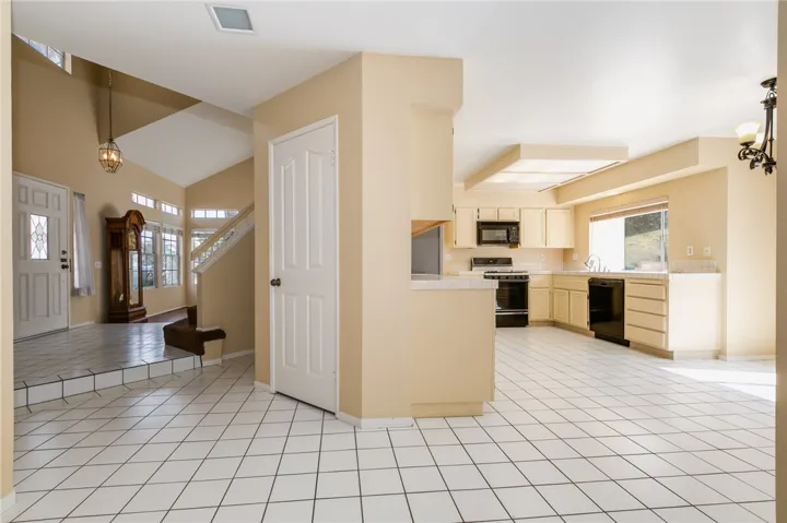 7786 Longs Peak Drive, Jurupa Valley, California 92509