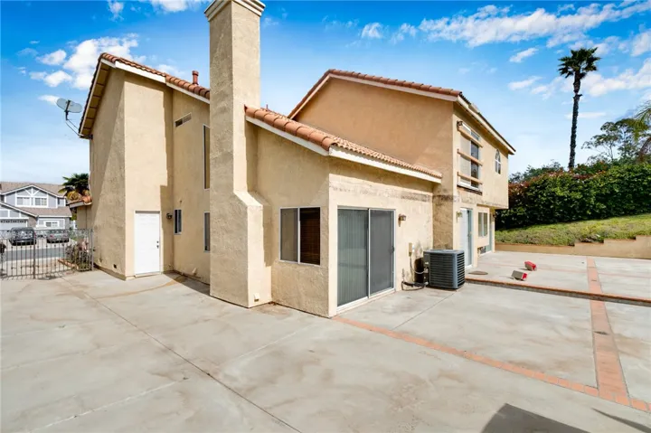 7786 Longs Peak Drive, Jurupa Valley, California 92509