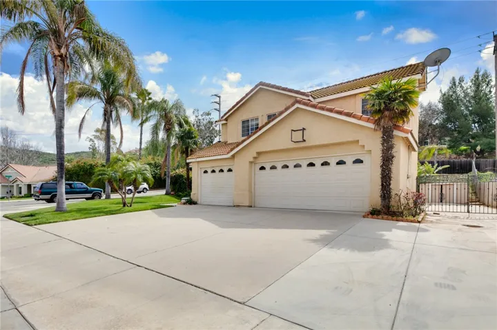 7786 Longs Peak Drive, Jurupa Valley, California 92509