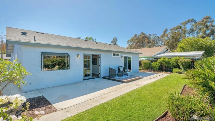 11379 Red Cedar Ln, San Diego, California 92131