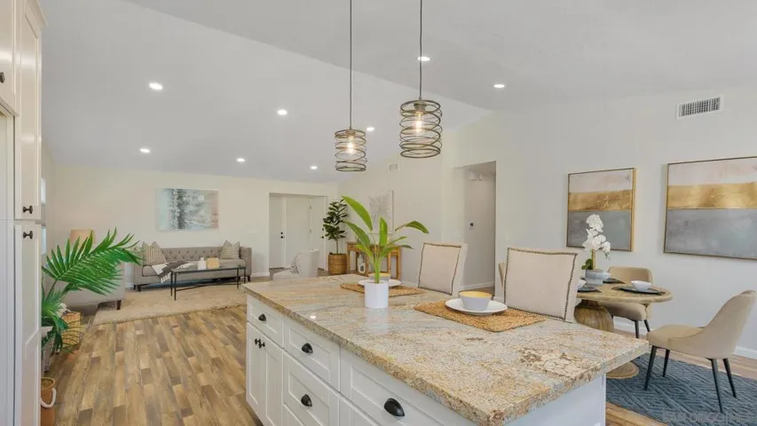11379 Red Cedar Ln, San Diego, California 92131
