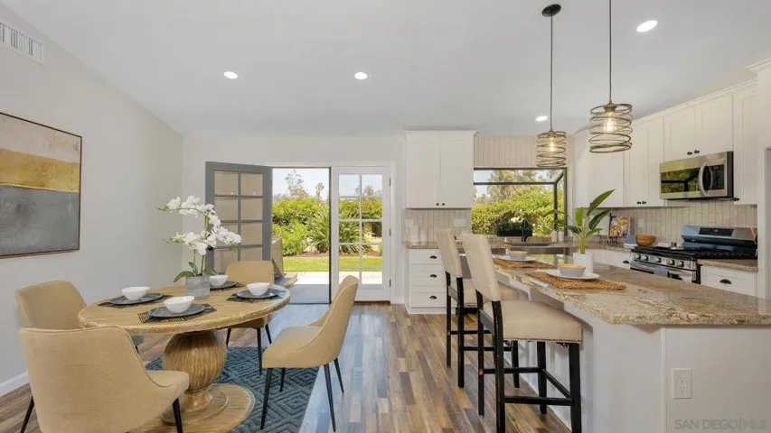 11379 Red Cedar Ln, San Diego, California 92131