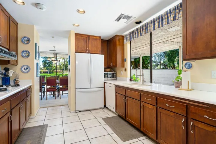 32-web-or-mls-SHColumbia-32