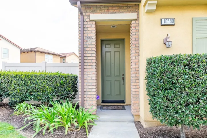 10589 Ponderosa Circle, Santa Fe Springs, California 90670