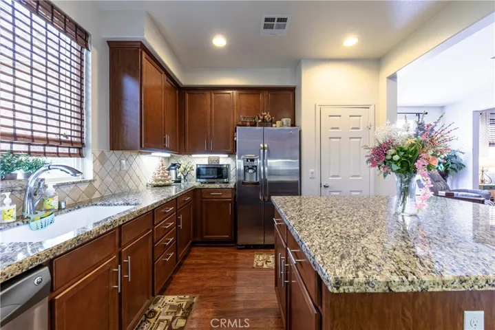 10589 Ponderosa Circle, Santa Fe Springs, California 90670