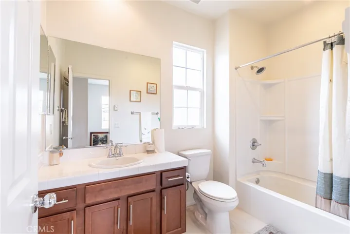 10589 Ponderosa Circle, Santa Fe Springs, California 90670