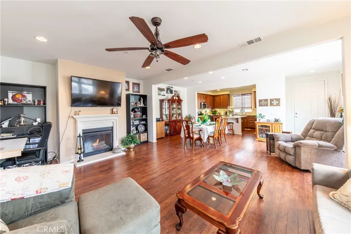 10589 Ponderosa Circle, Santa Fe Springs, California 90670