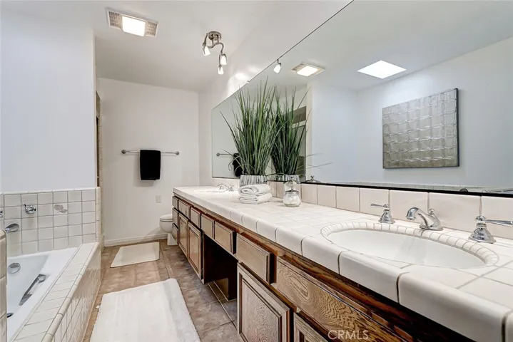 1205 S Catalina Avenue C, Redondo Beach, California 90277