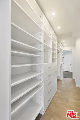 9041 Harland Avenue, West Hollywood, California 90069